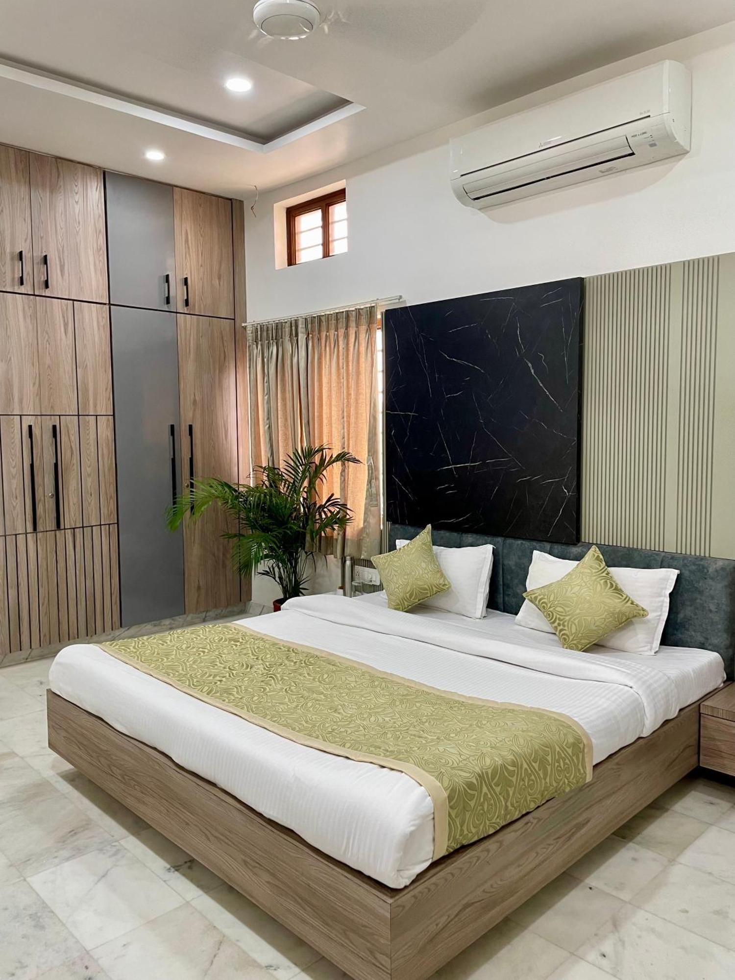 Karni Nivvas - Luxury Redefined Villa Удайпур Екстериор снимка