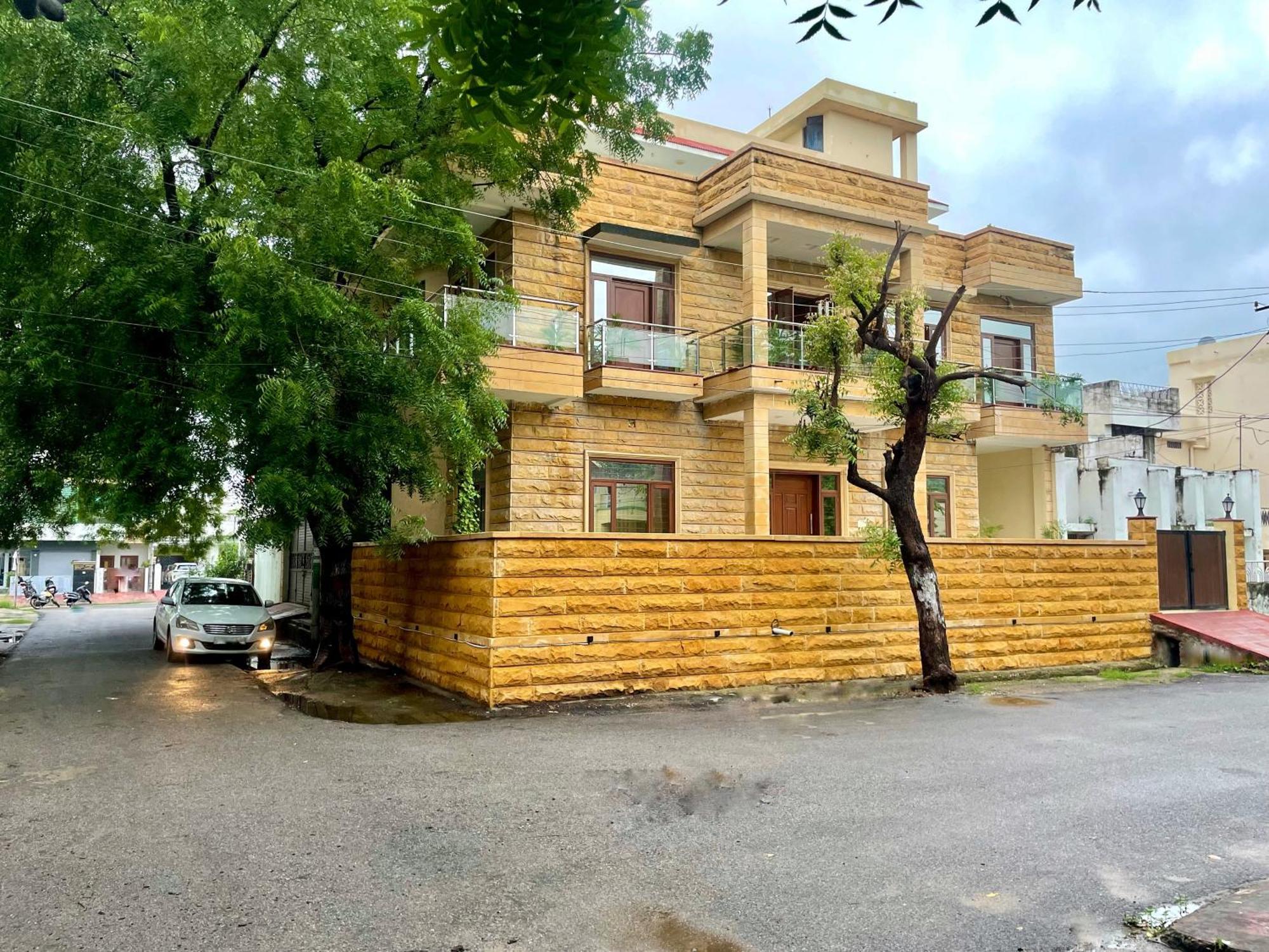 Karni Nivvas - Luxury Redefined Villa Удайпур Екстериор снимка